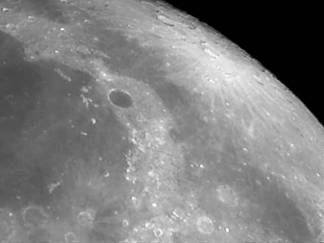 moon8.bmp.jpg